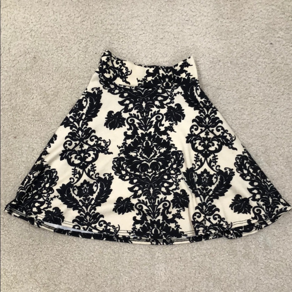 Mini skater skirt